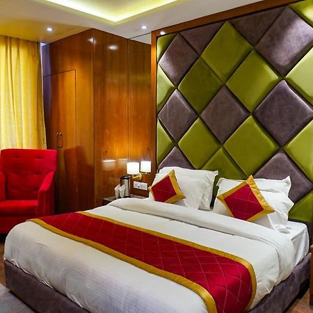 Comfort Inn Snow Park - Manali Exteriör bild