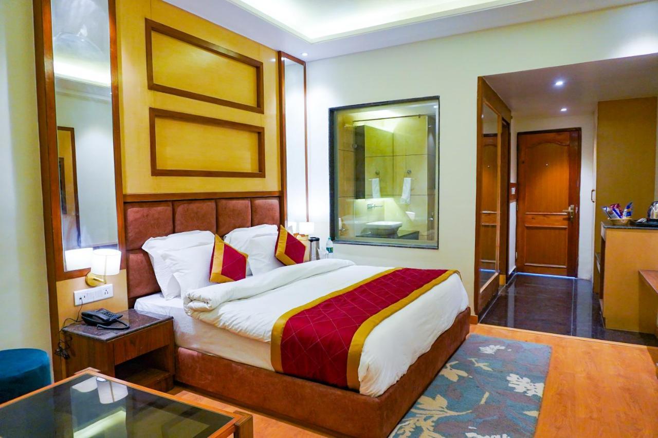 Comfort Inn Snow Park - Manali Exteriör bild
