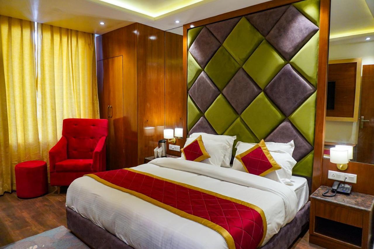 Comfort Inn Snow Park - Manali Exteriör bild
